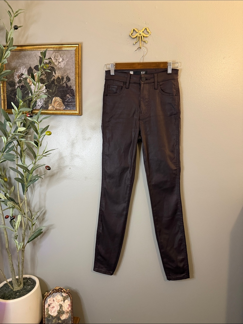 KUT From The Kloth Size 00 Brown Coated Skinny Jeans Stretch Pants - Picture 3 of 7